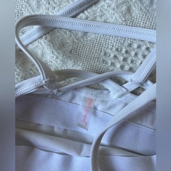 Gorgeous Pure White Free People Crop Tank Top - Picture 3 of 3